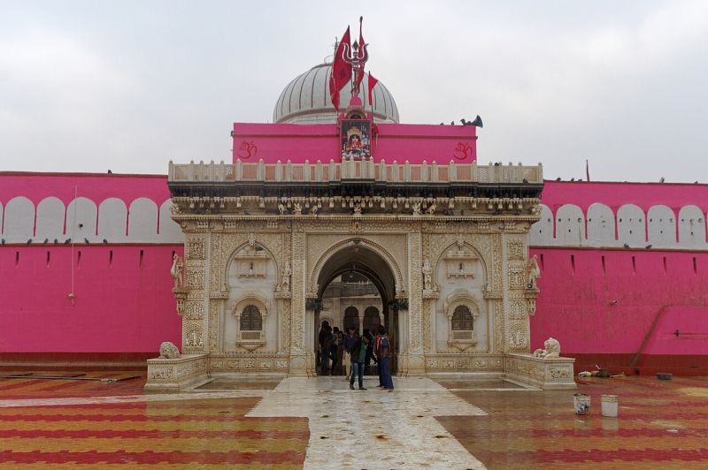 File:Karni Mata Temple.jpg